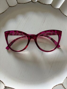 Fuchsia Cat Eye Sunglasses
